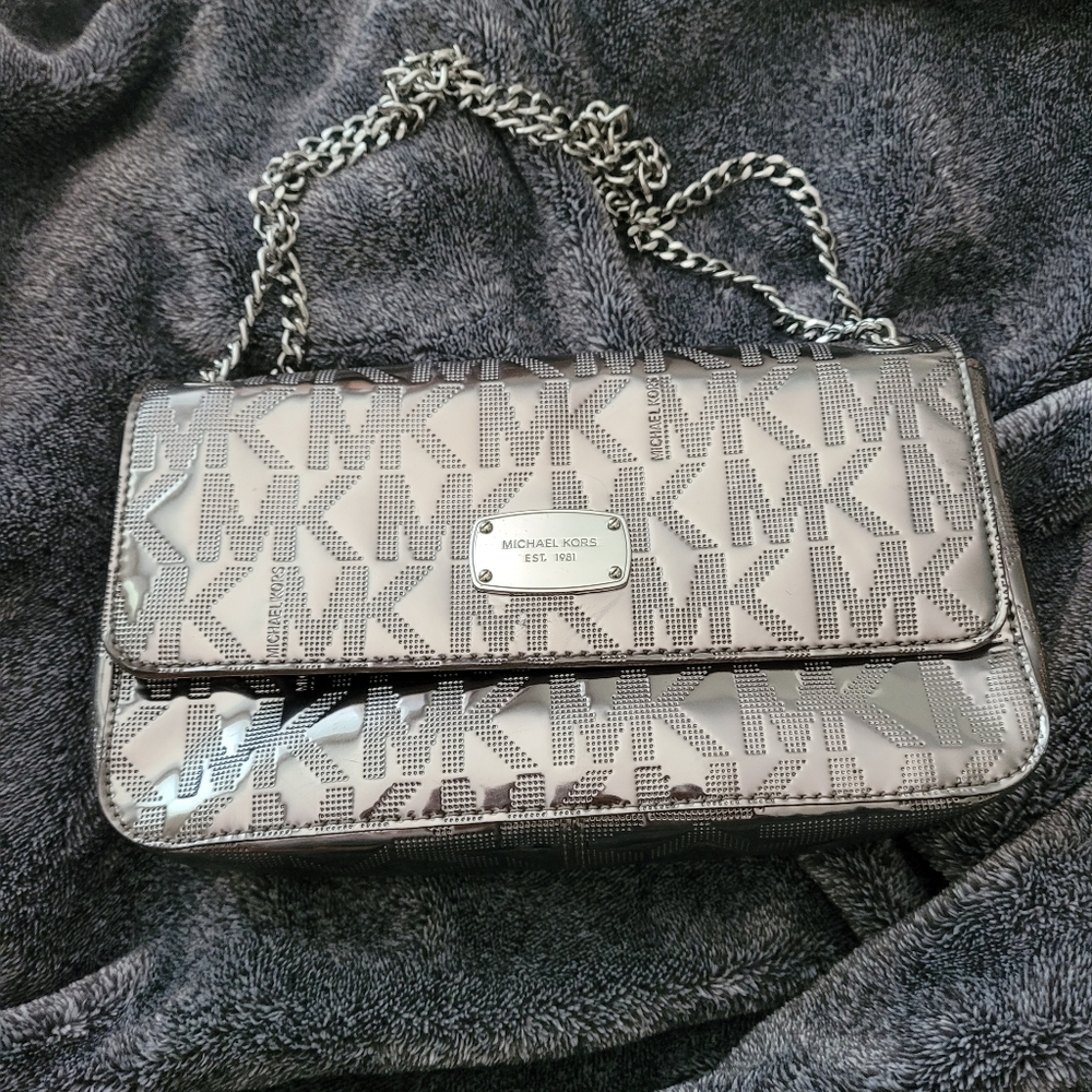 Michael kors shoulder bag